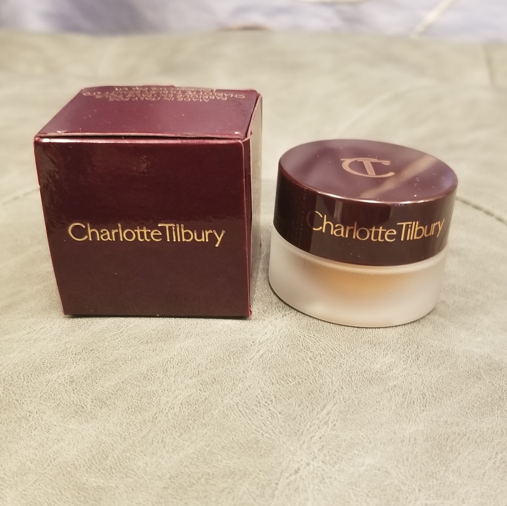 (SOLD) Charlotte tilbury cream eyeshadow - Picture 5 of 6